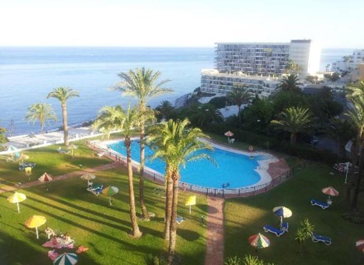 Torre De La Roca Industrial69 Daire Torremolinos Dış mekan fotoğraf